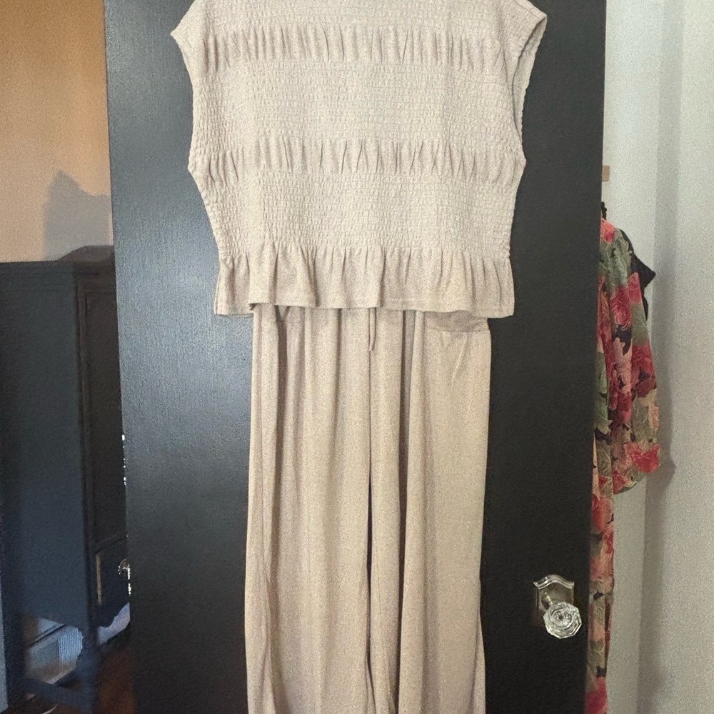 Bluivy Textured Cream Jumpsuit